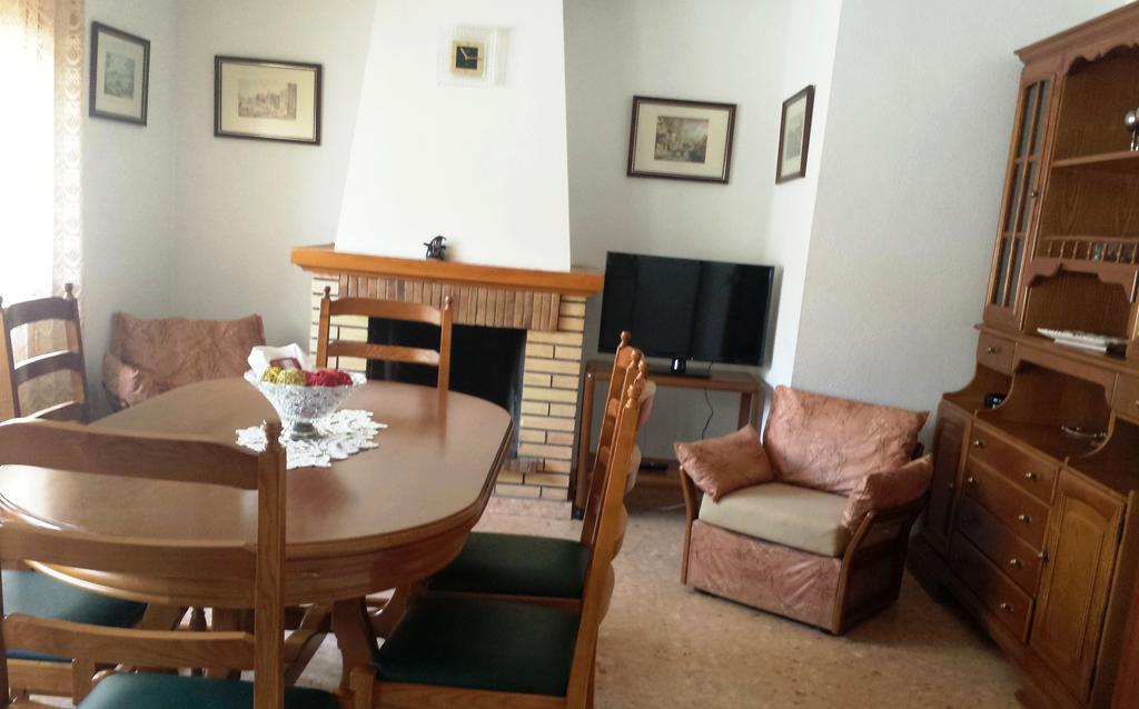 Hostal Rural Casa Castro Alberuela de la Liena Habitación foto